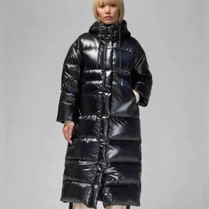 Jordan Women's Black Puffer Coat